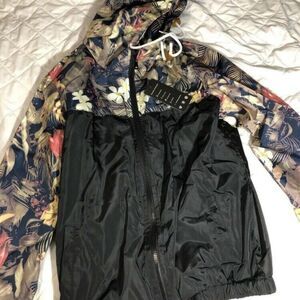Qina Yugn Shui @ Floral Windbreaker Jacket - XL
